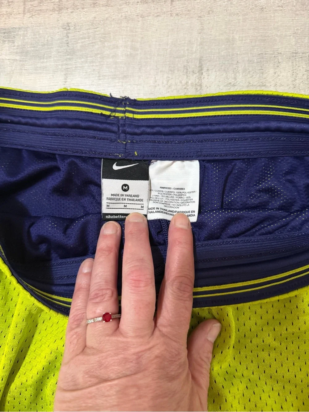 Nike Dri-FIT Women’s Medium Neon Yellow Mesh Running Athletic Shorts Lined